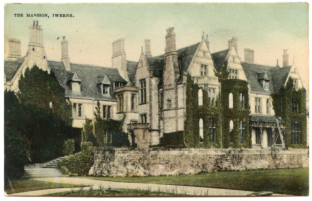 Clayesmore School