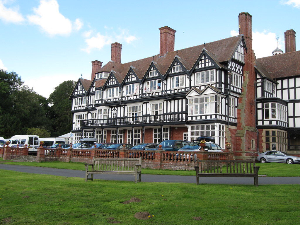 Bedstone College